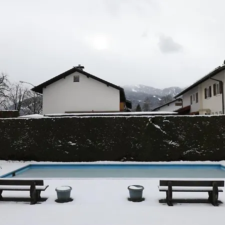 The Alpine Ridge 아파트